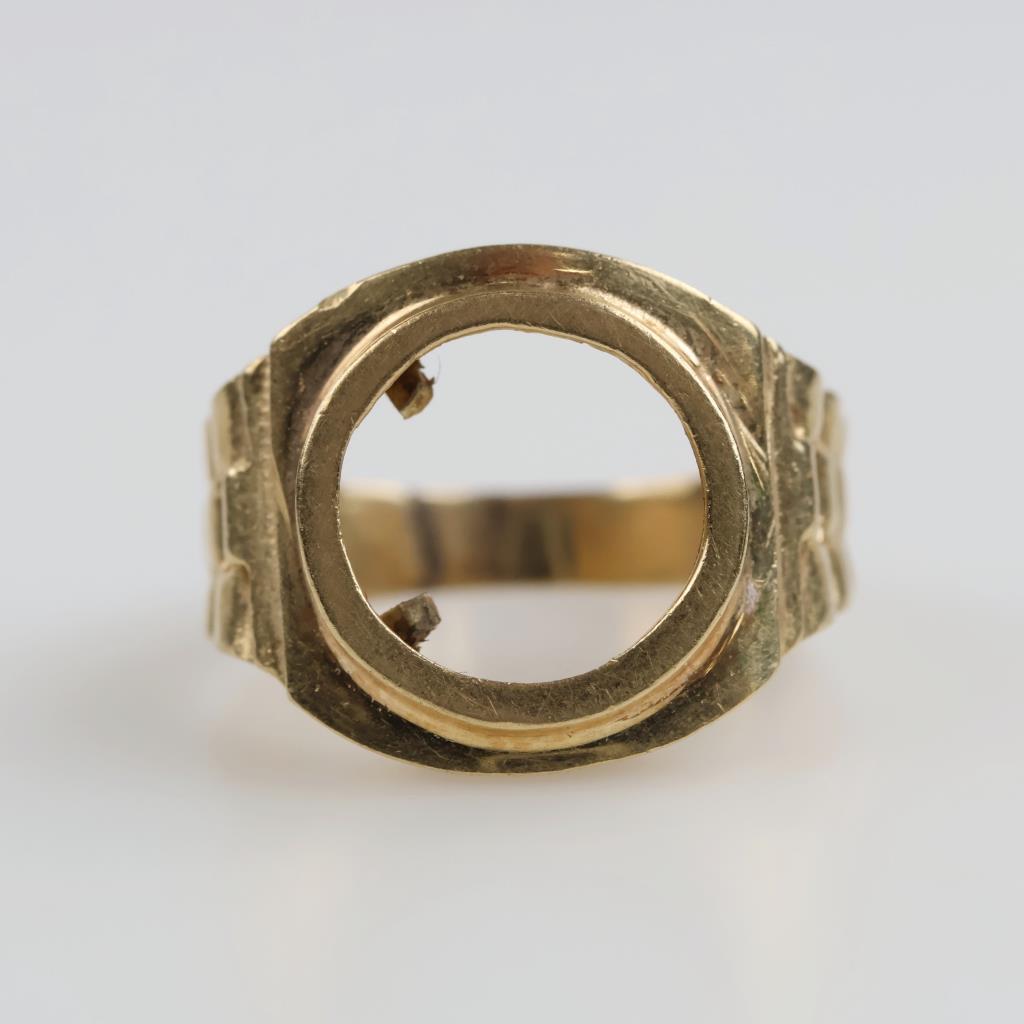14kt Gold Rolex Style Frame Ring