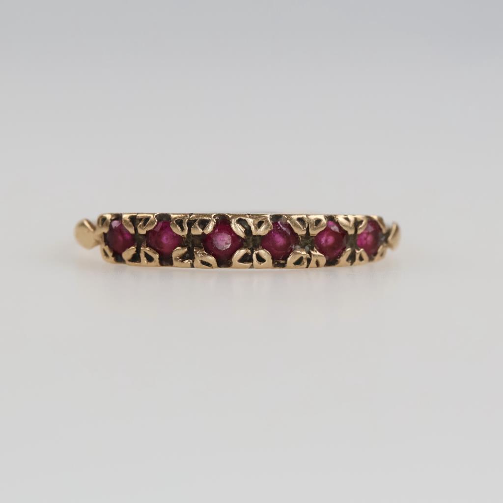 14kt Gold Ruby Ring