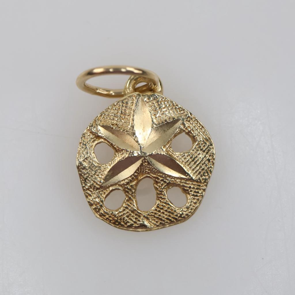 14kt Gold Sand Dollar Pendant