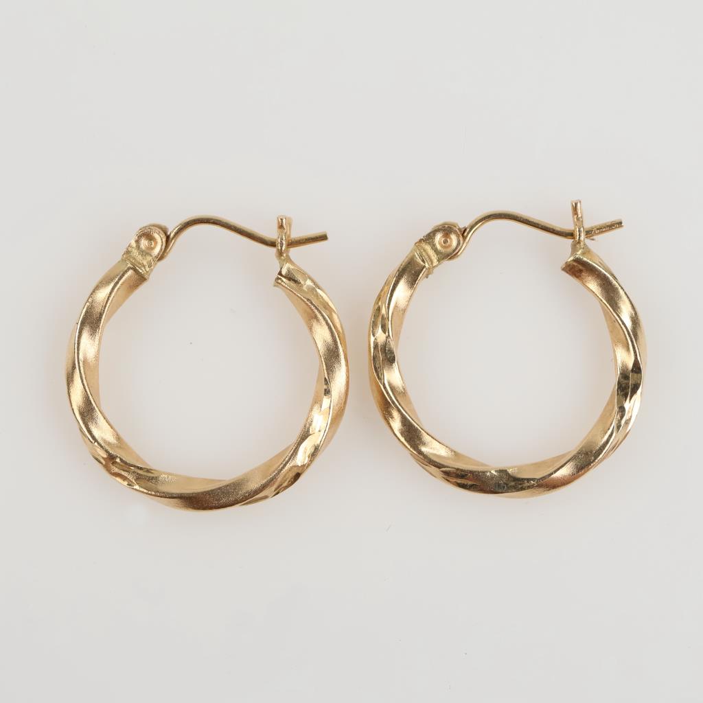 14kt Gold Twisted Hollow Hoop Earrings