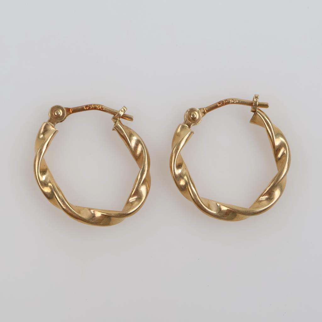 14kt Gold Twisted Hollow Hoop Earrings
