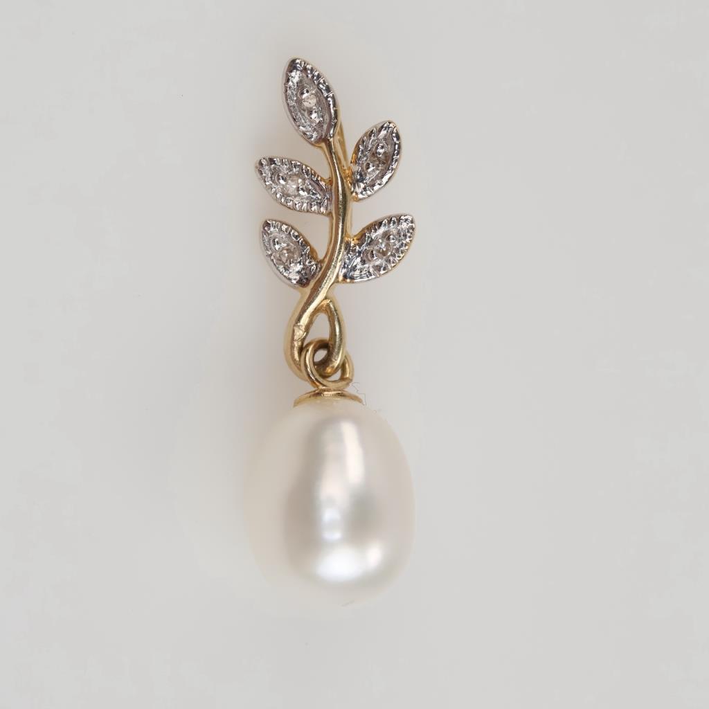 14kt Gold Two Tone Clear Stone Pearl Pendant