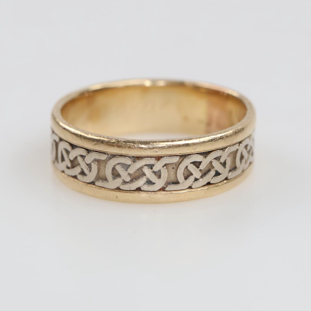 14kt Gold Two-tone Celtic Knot Band