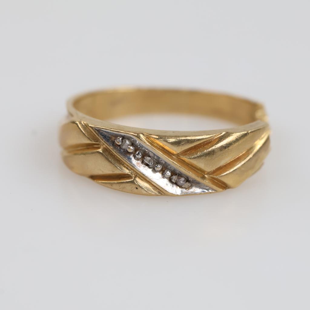 14kt Gold Two-tone Diamond Band