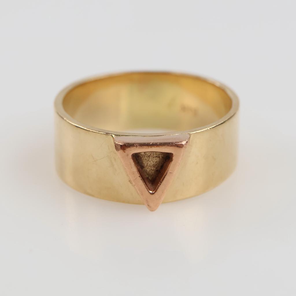 14kt Gold Two-tone Triangle Ring