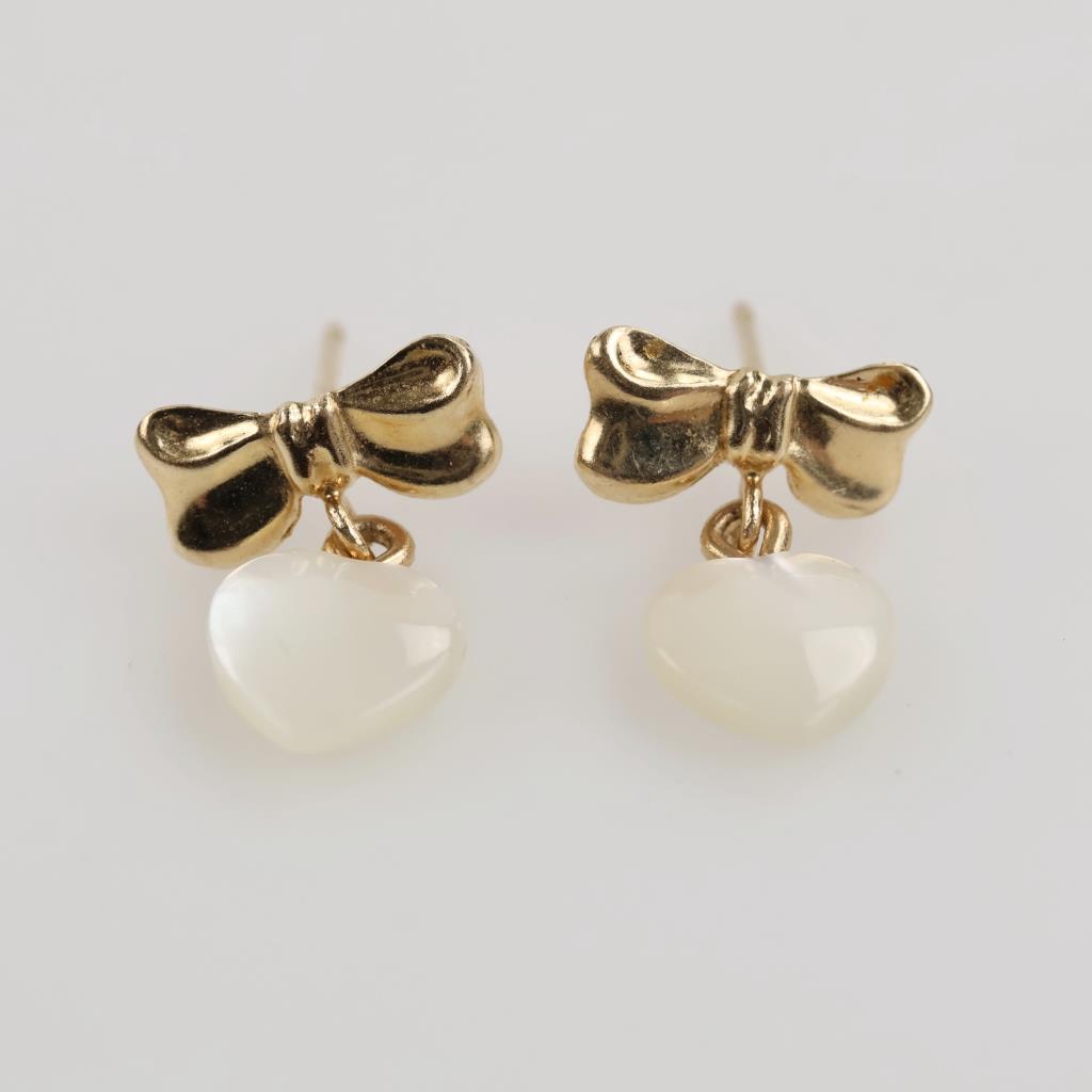 14kt Gold White Stone Heart Earrings