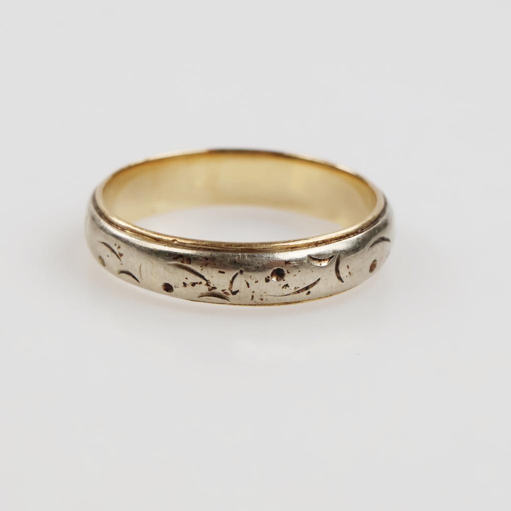 14kt Two Tone Gold Engraved Design Band