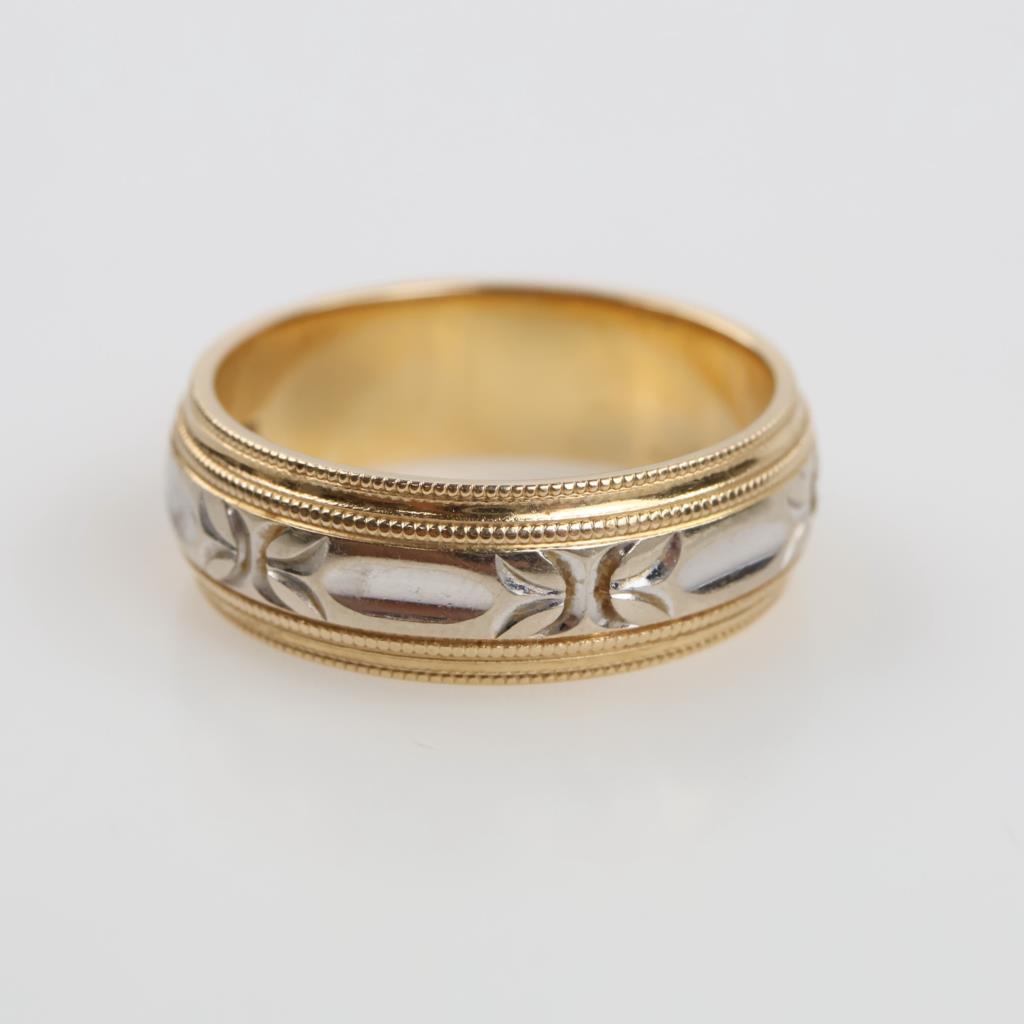 14kt Two Tone Gold Engraved Design Band