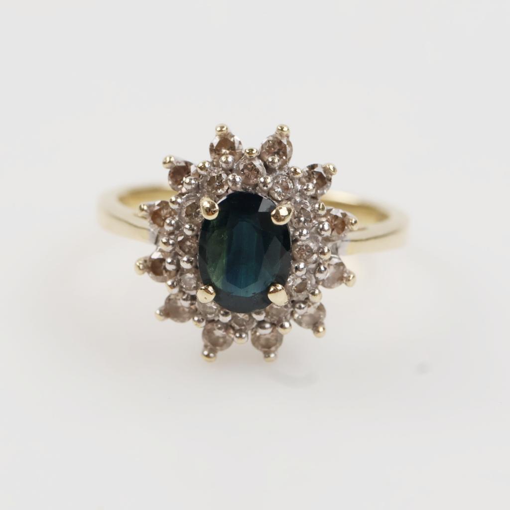 14kt Two Tone Gold Green Stone Diamond Ring