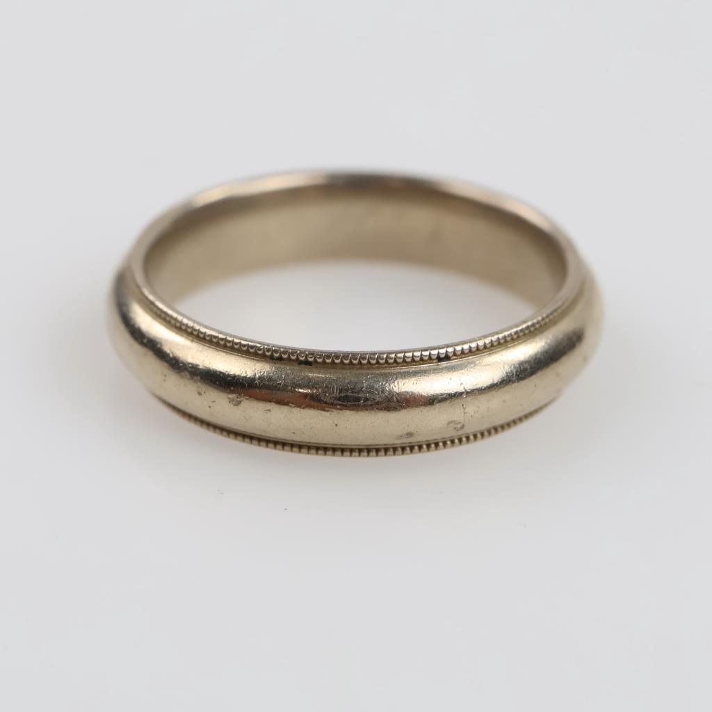 14kt White Gold Band