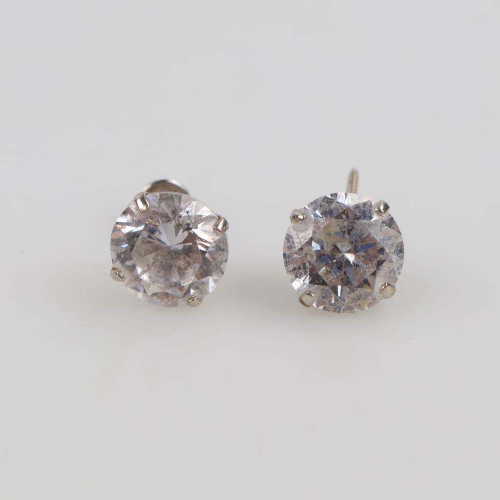 14kt White Gold Clear Stone Earrings