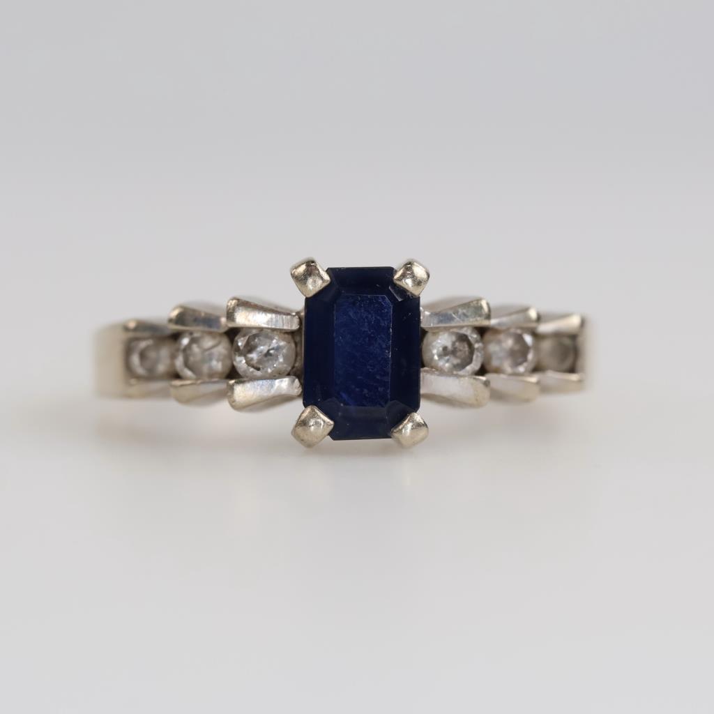 14kt White Gold Diamond And Blue Stone Ring