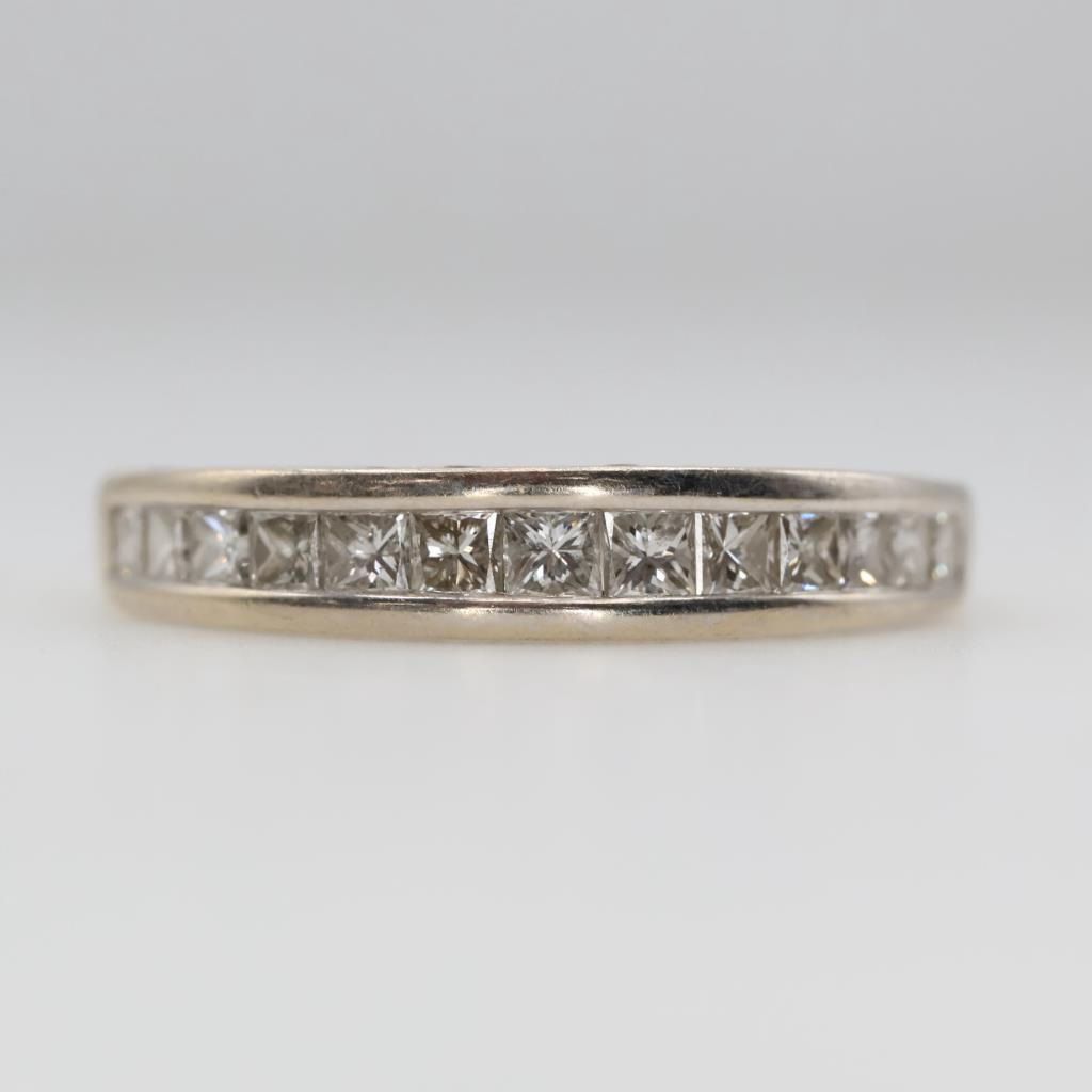 14kt White Gold Diamond Band