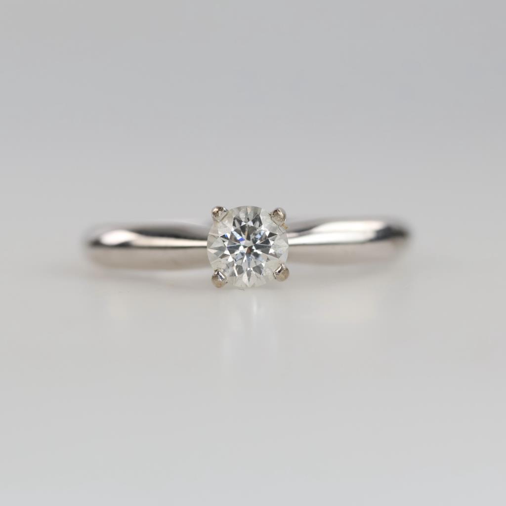 14kt White Gold Diamond Ring