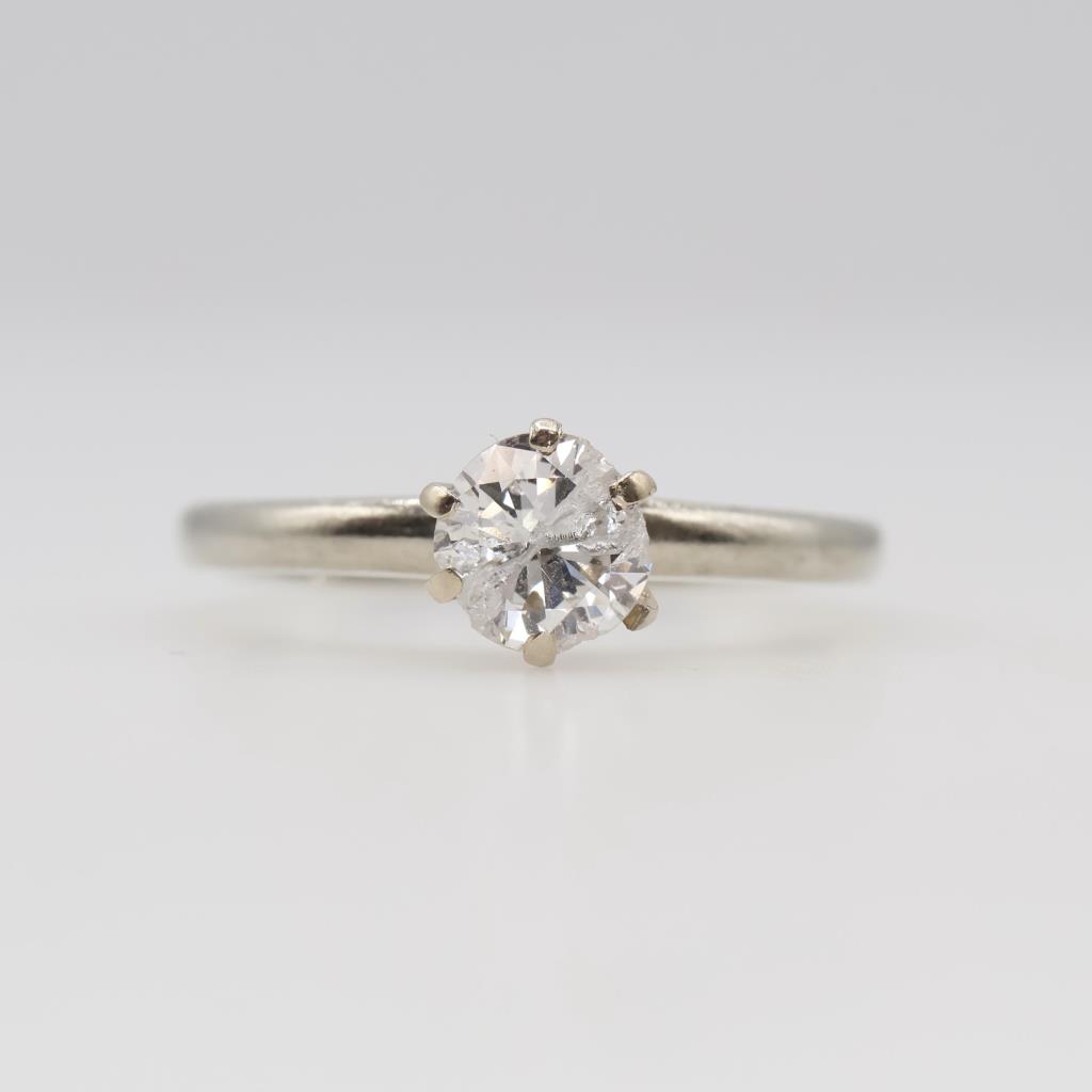 14kt White Gold Diamond Ring