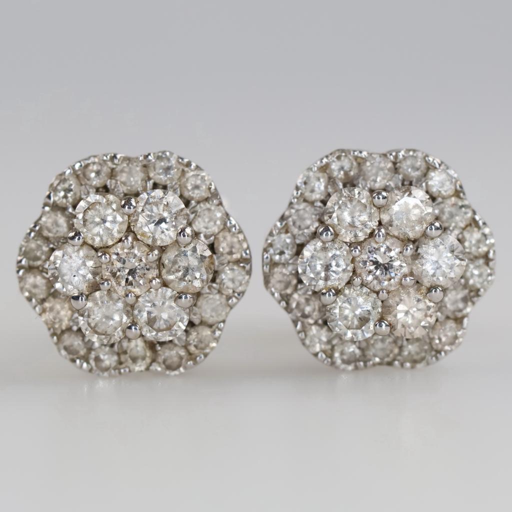 14kt White Gold Diamond Round Stud Earrings