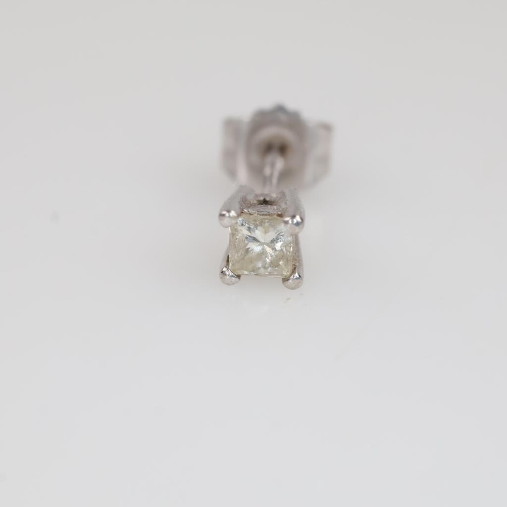 14kt White Gold Diamond Single Earring