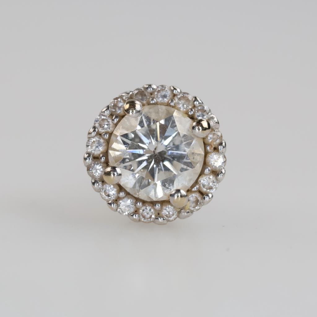 14kt White Gold Diamond Stud Earring
