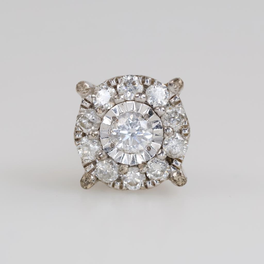 14kt White Gold Diamond Stud Earring