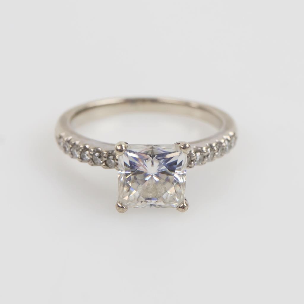 14kt White Gold Mossanite Ring
