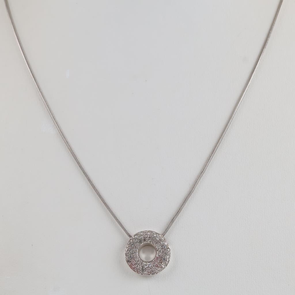14kt White Gold Necklace With Diamond Circle Pendant
