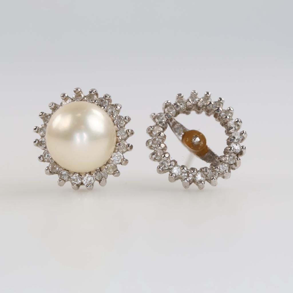 14kt White Gold Pearl Diamond Accent Earrings