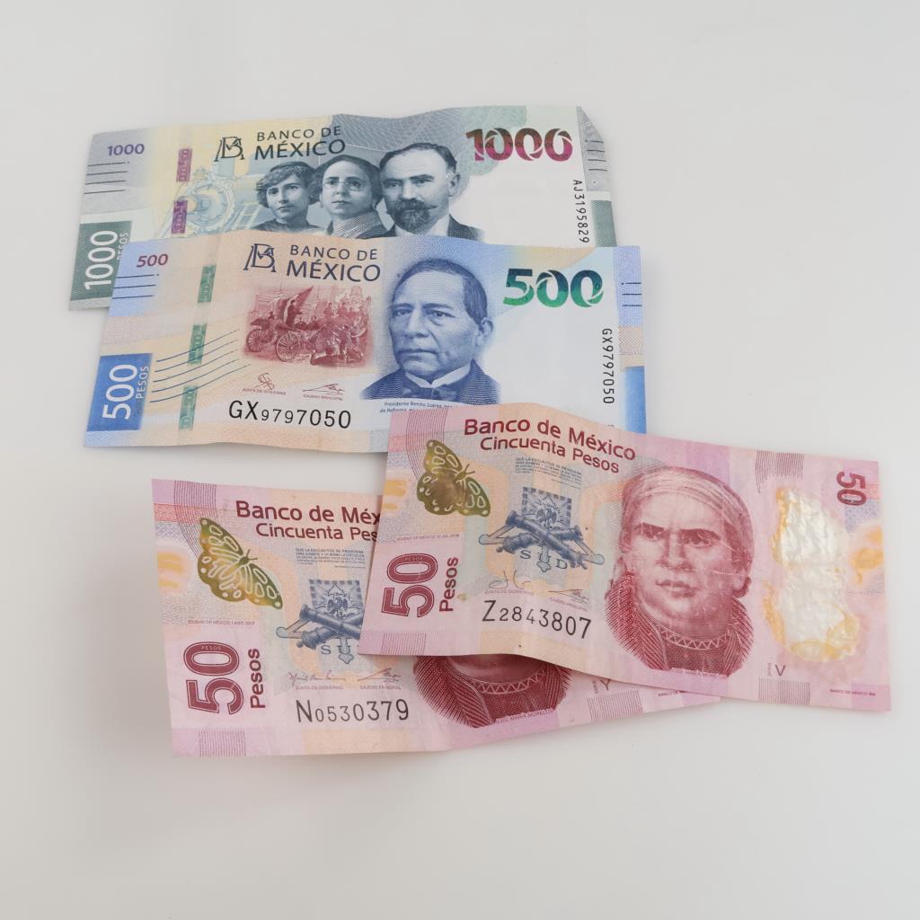 1600 Mexican Pesos