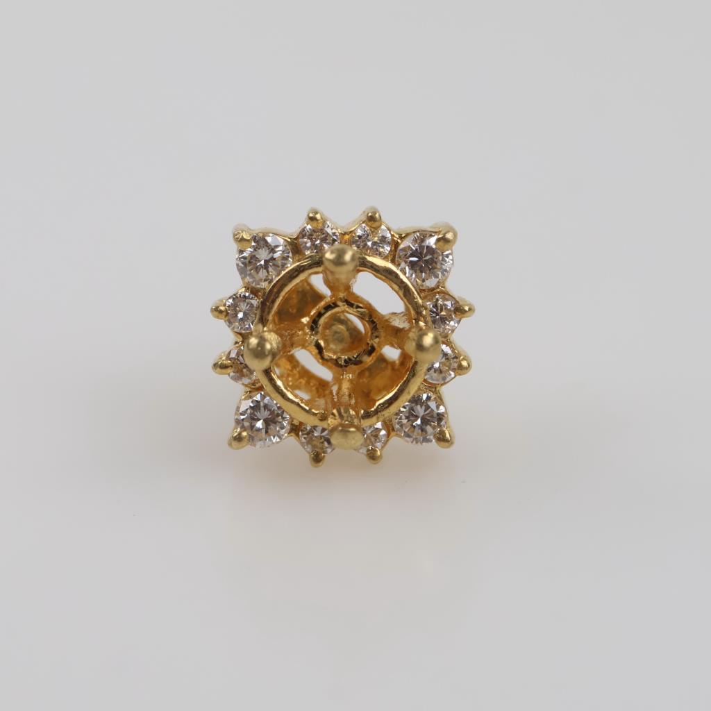 18kt Gold Clear Stone Earring