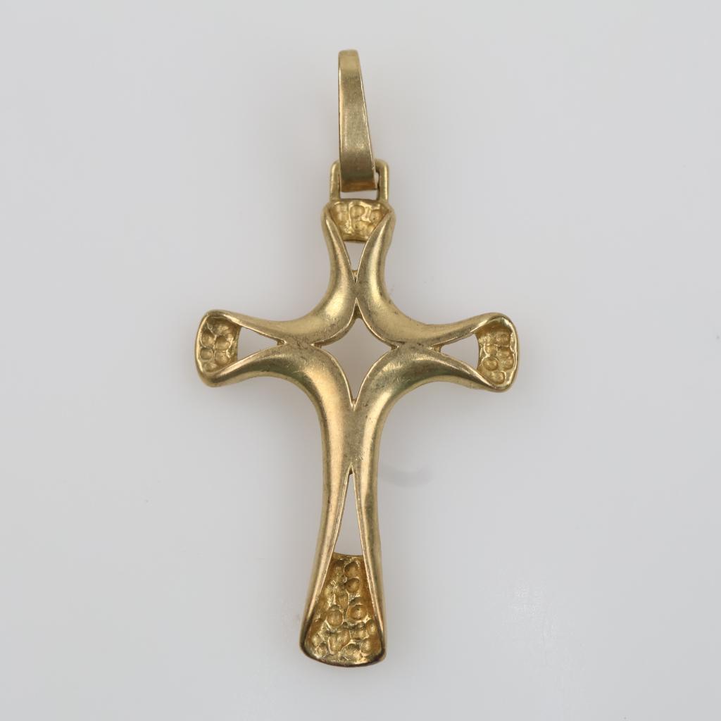 18kt Gold Cross Pendant