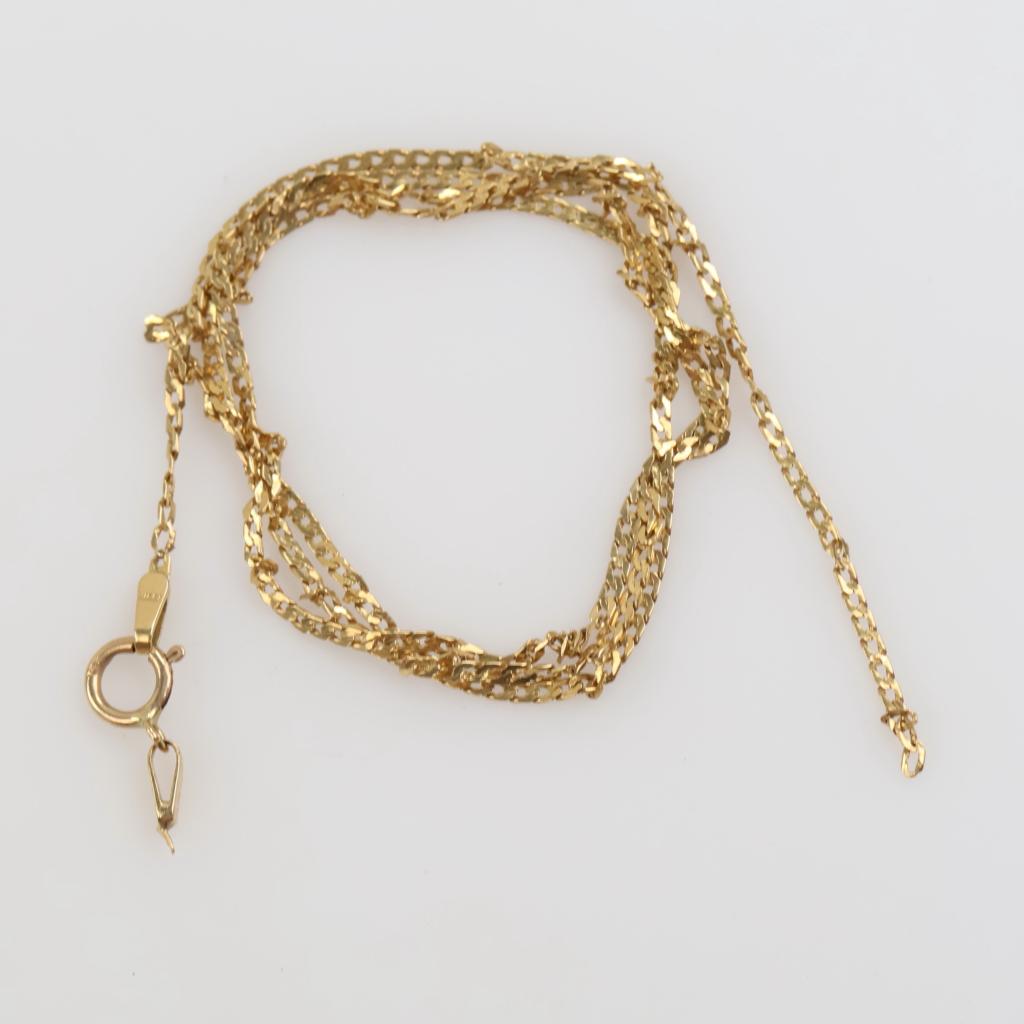 18kt Gold Dainty Curb Chain Necklace