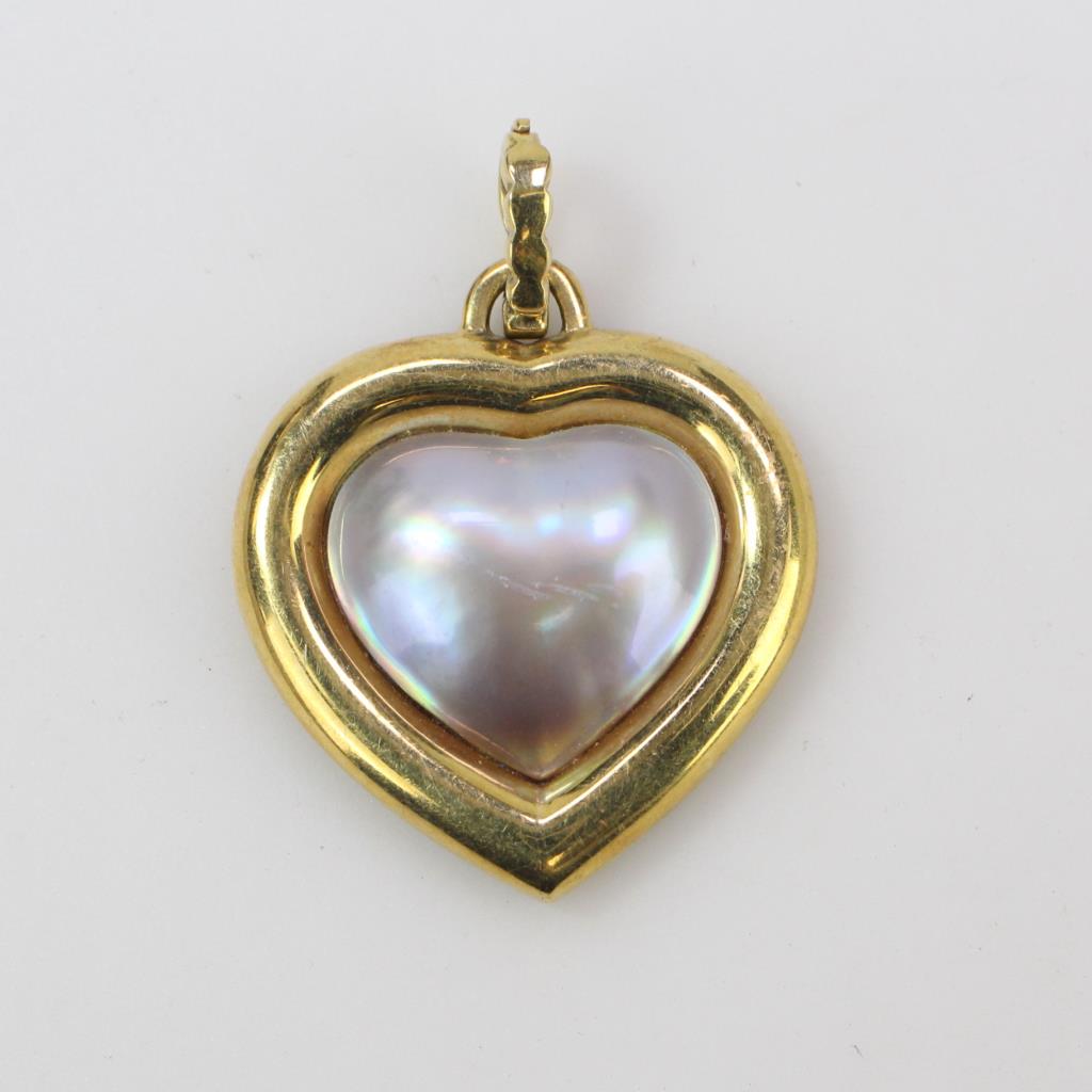 18kt Gold Heart Pearl Pendant 10.98g Property Room