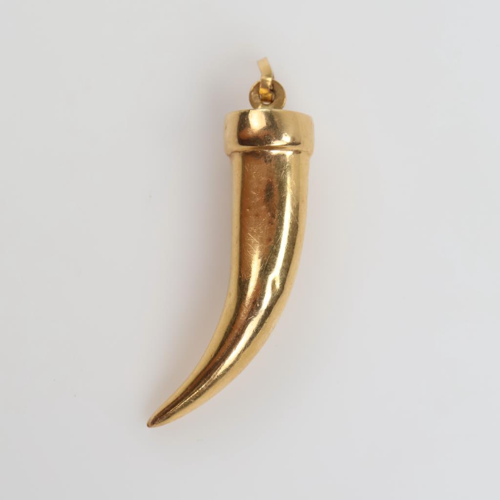 18kt Gold Hollow Italian Horn Pendant