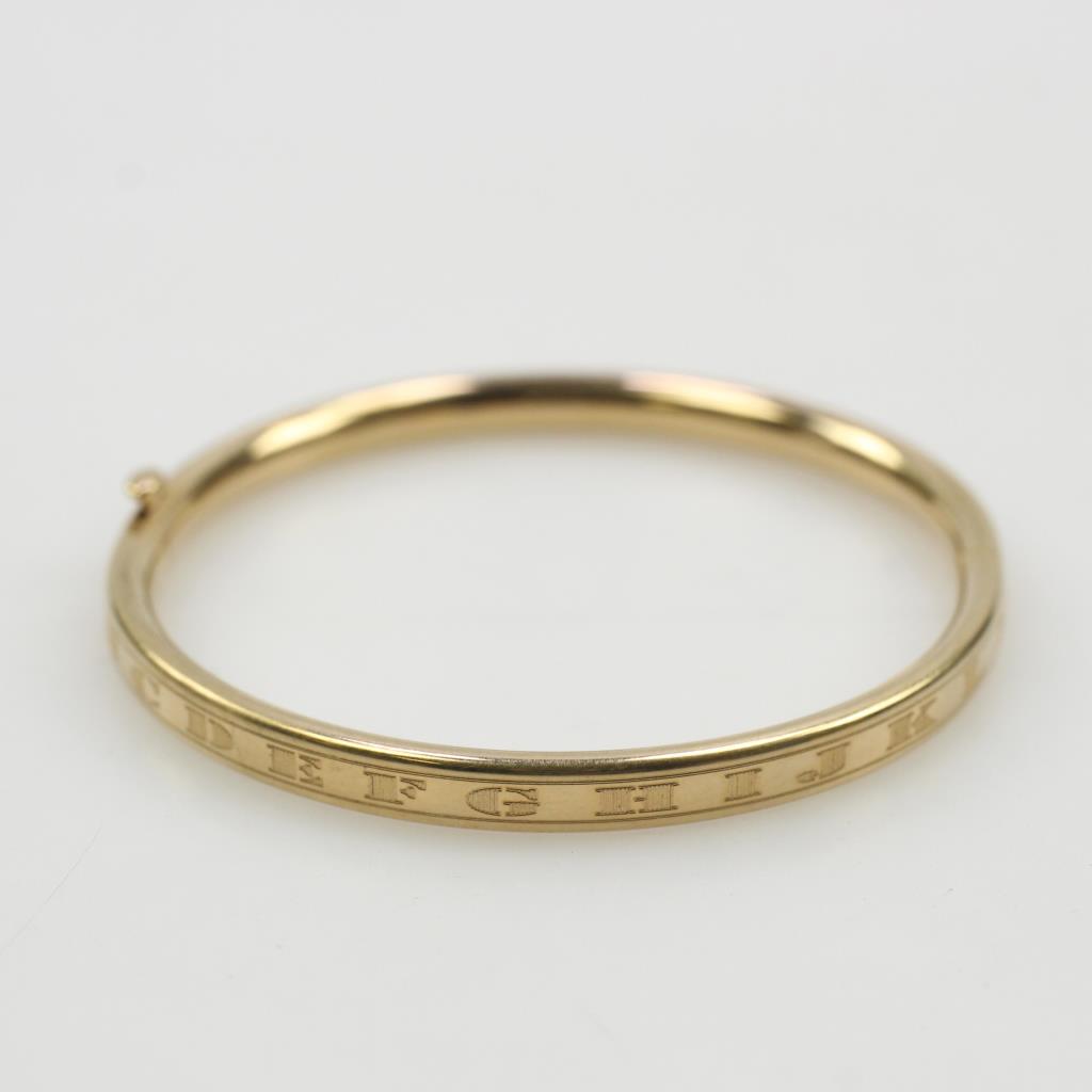 18kt Gold Plated Bracelet Property Room