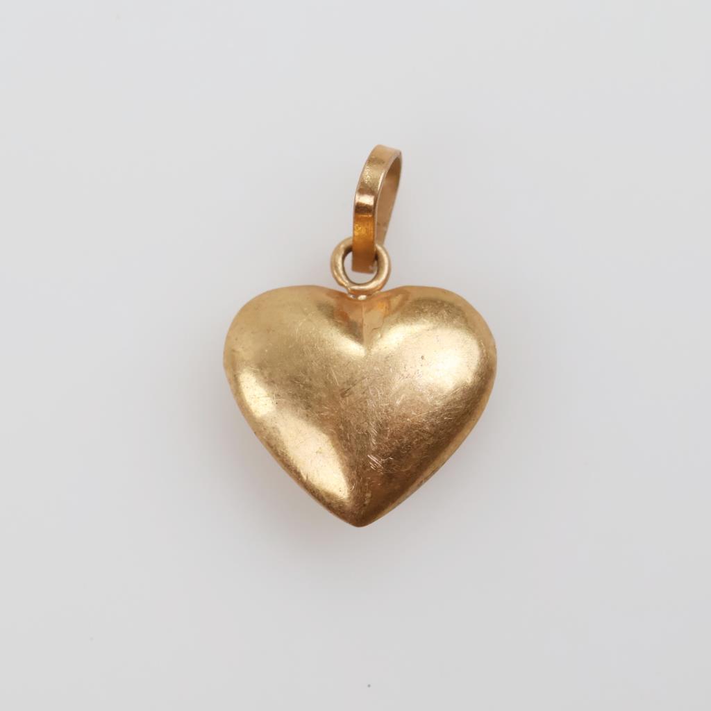 18kt Gold Puffy Hollow Heart Pendant