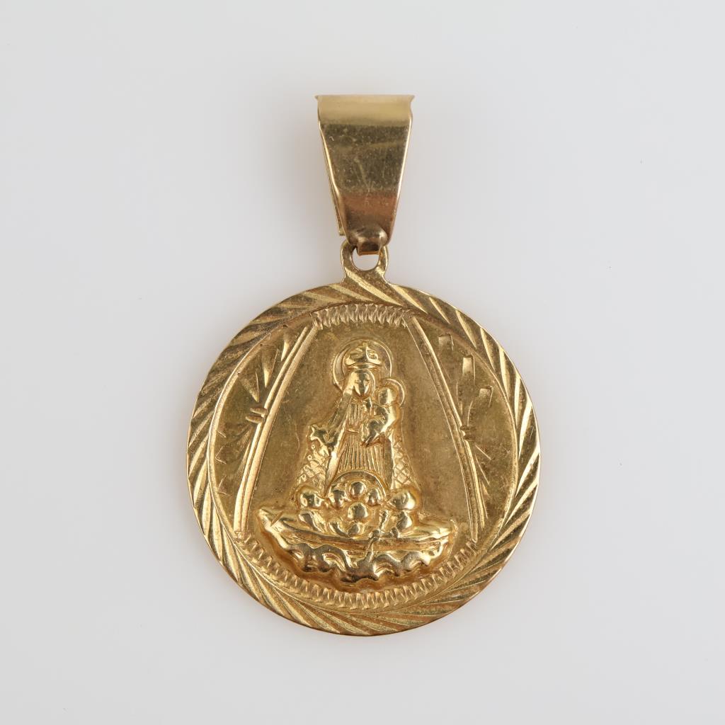 18kt Gold Semi-hollow Religious Pendant