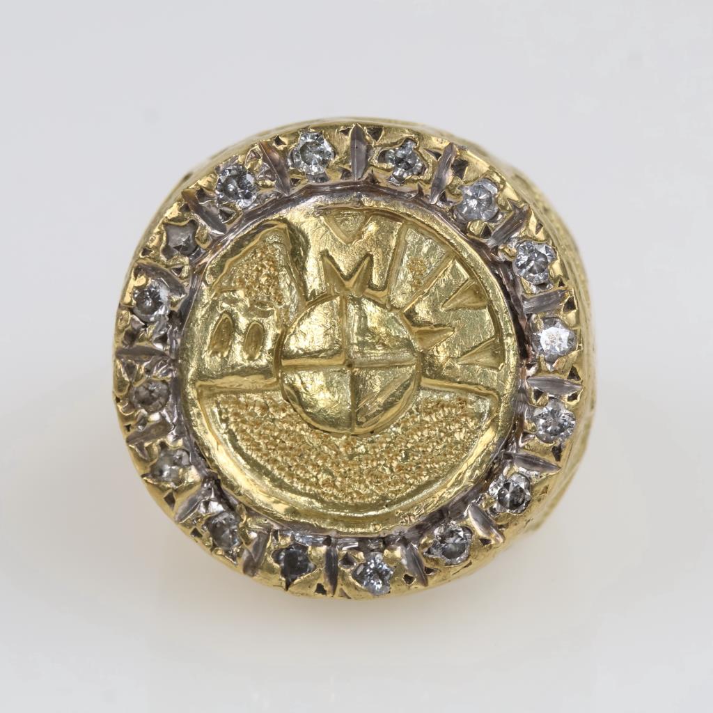 18kt Gold Signet BMW Diamond Ring-Evaluated By Our Certified Gemologist-AGS/GIA