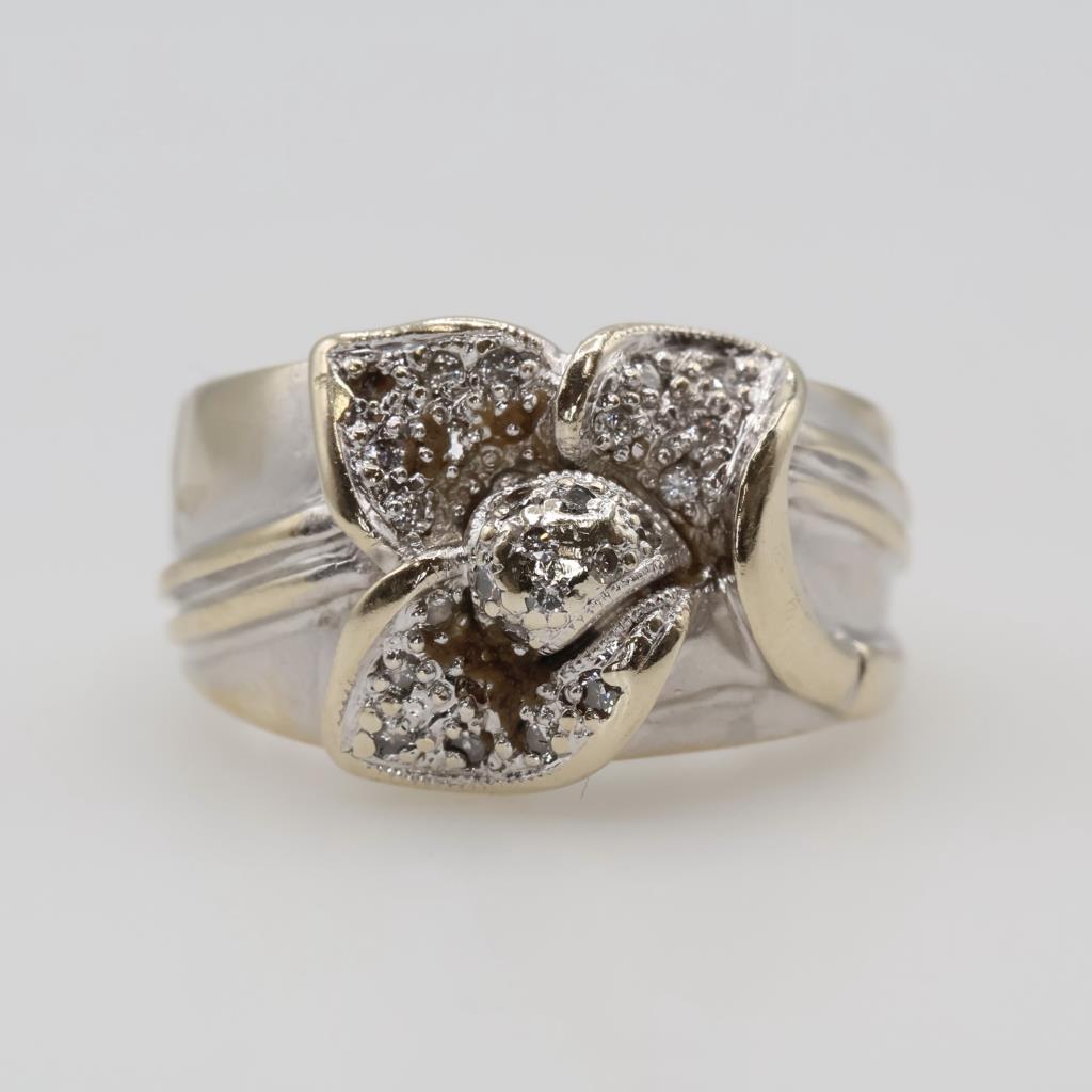 18kt Two Tone Gold Diamond Ring