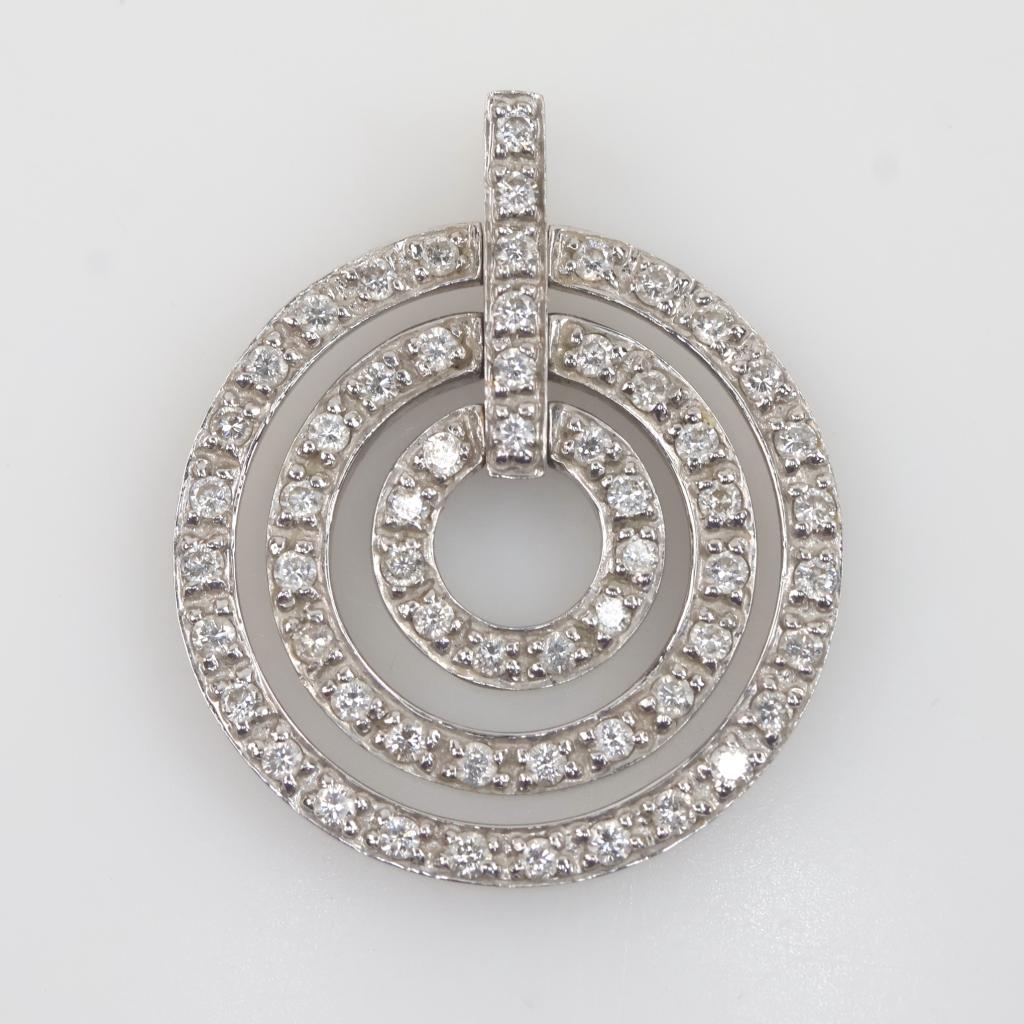 18kt White Gold Diamond Pendant