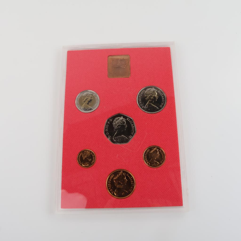 1973 Elizabeth R Royal Mint Set | Property Room