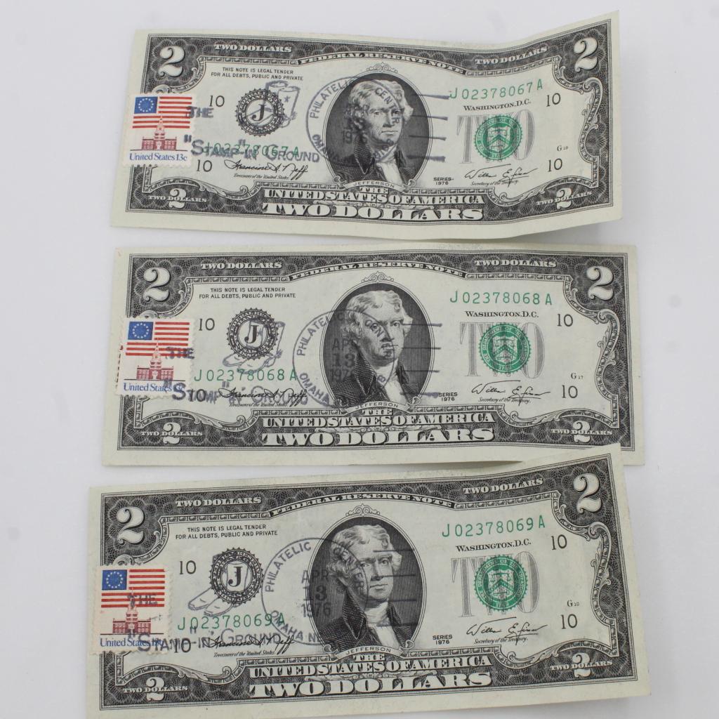1976 US Bicentennial First Day Of Issue Frederal Reserve Note Sequential 2 Dollar Bills, 3 Pieces