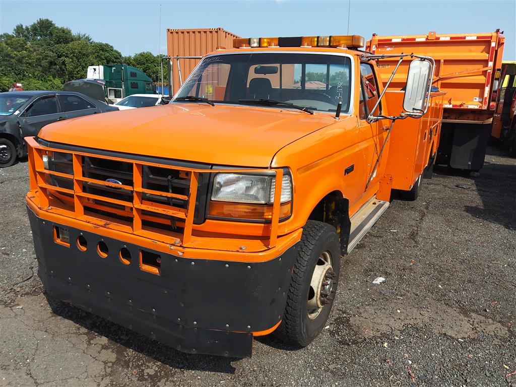 1995 Ford F-350 (Hartford, CT 06114)