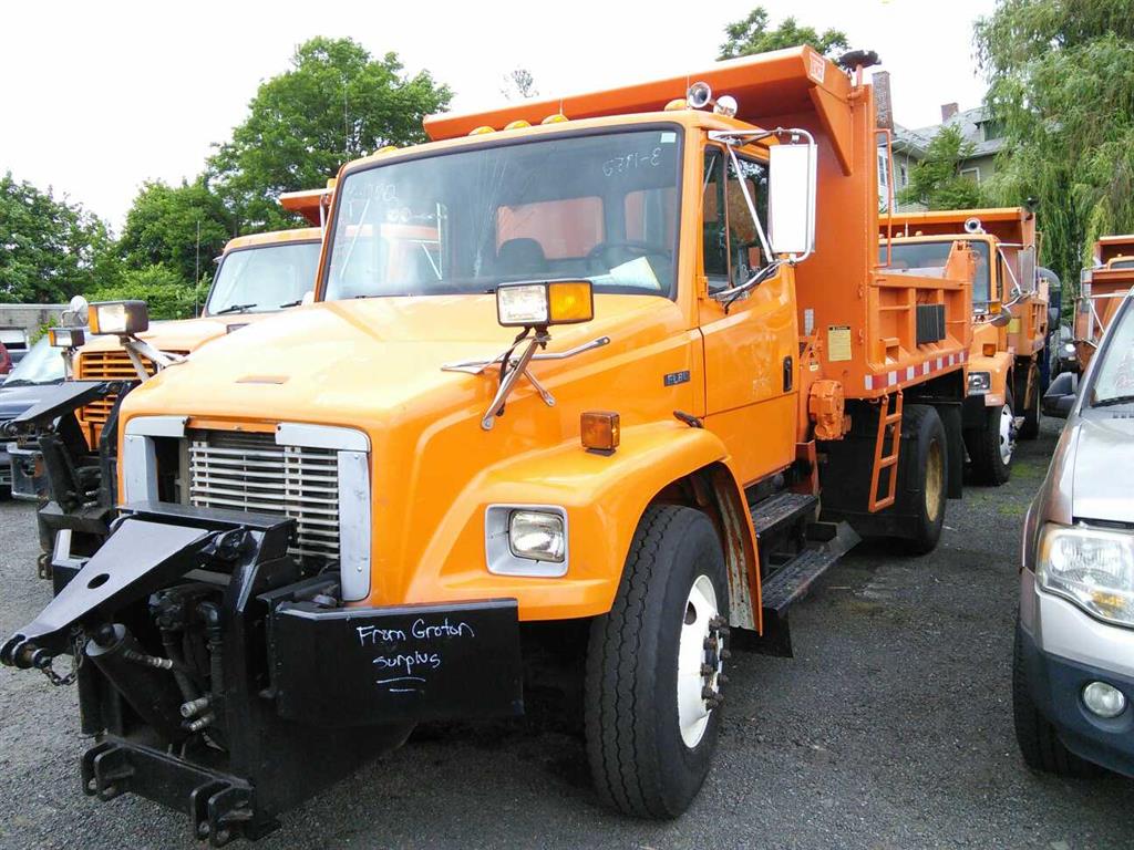 Freightliner Of Hartford >> 1999 Freightliner Fl80 Hartford Ct 06114 Property Room Freightliner Of Hartford >> 1999 Freightliner Fl80 Hartford Ct 06114 Property Room