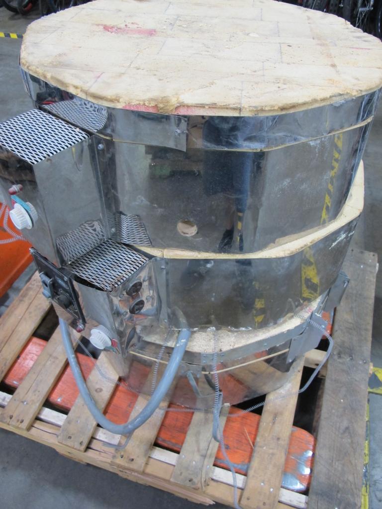 Kiln Sitter Electctric Pottery Kiln, 3 Pieces Property Room