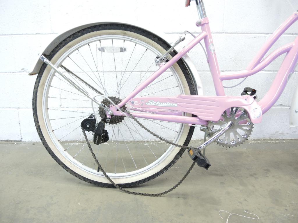 schwinn lulu beach cruiser