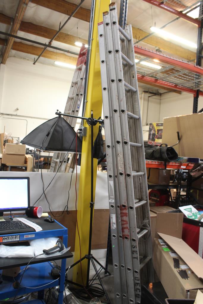 20 Foot Keller And Lousville Extension Ladders 2 Pieces 20 Foot Keller And Lousville Extension Ladders 2 Pieces