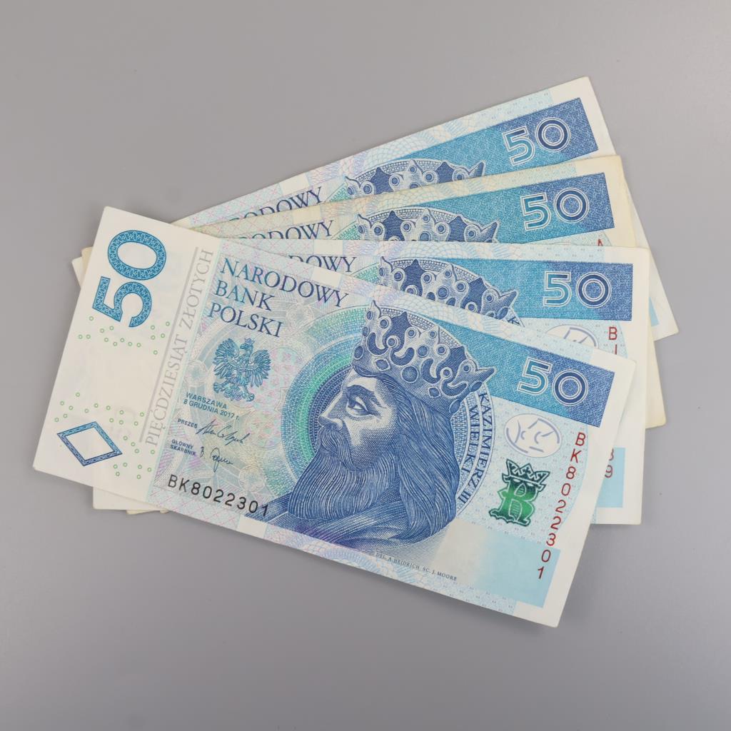200 Polish Zloty