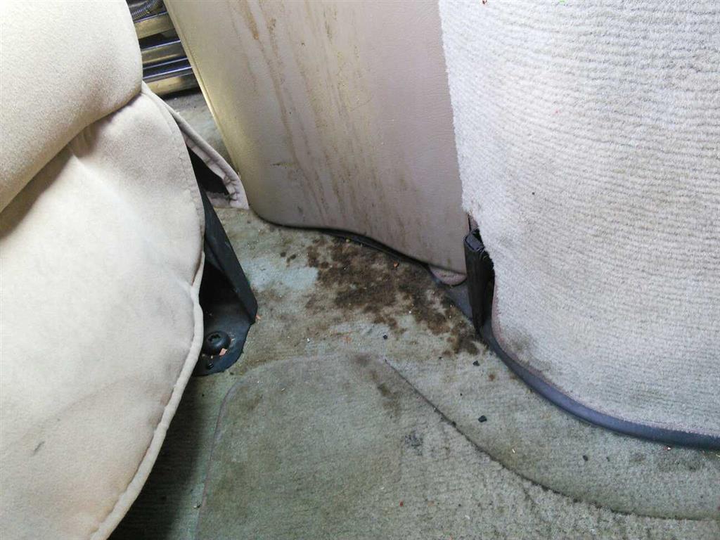 2004 Ford E250 w/Handicap Driving Modification (Hartford, CT 06114