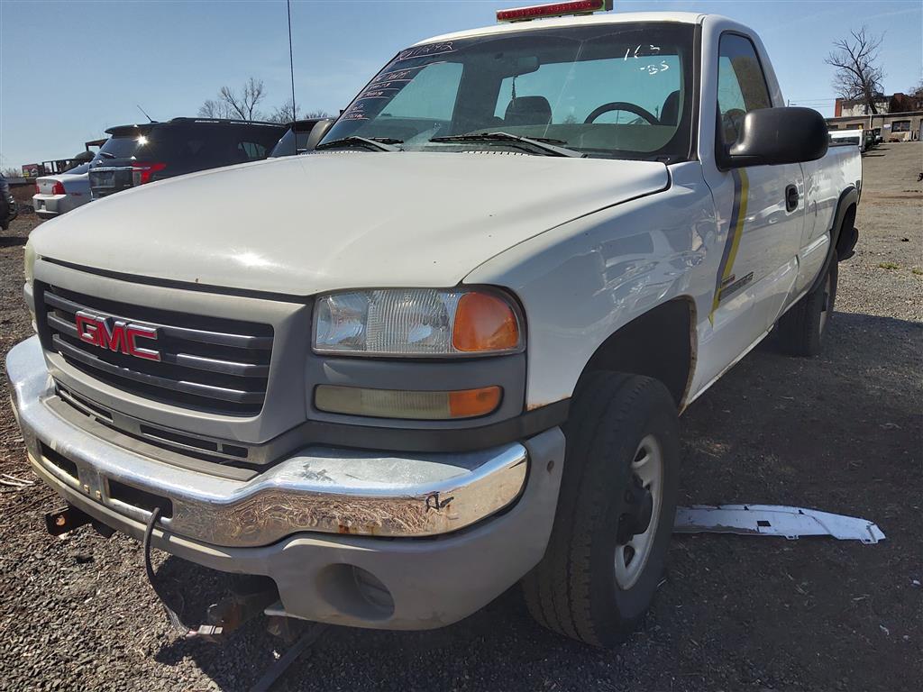 2004 GMC Sierra 2500HD (Hartford, CT 06114)