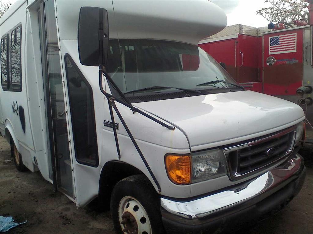 2015 Ford E350 >> 2006 Ford Econoline E350 Super Duty (Brooklyn, NY 11211 ... 2015 Ford E350 >> 2006 Ford Econoline E350 Super Duty (Brooklyn, NY 11211 ...