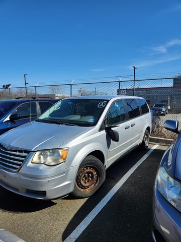 2008 Chrysler Town & Country (Jamaica, NY 11430)